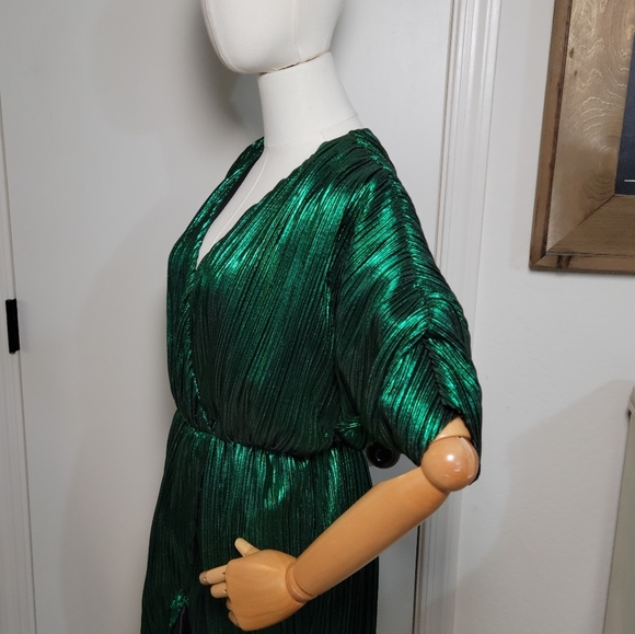 House of Harlow x REVOLVE Sabrina Emerald Green Pleated Maxi Dress Size Small - Picture 5 of 13